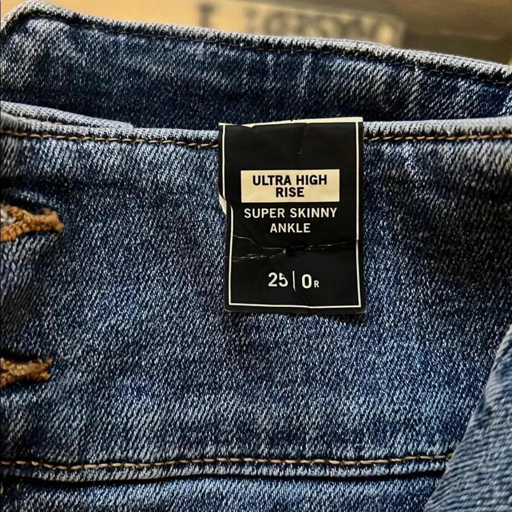 A&F Jeans - Picture 2 of 3